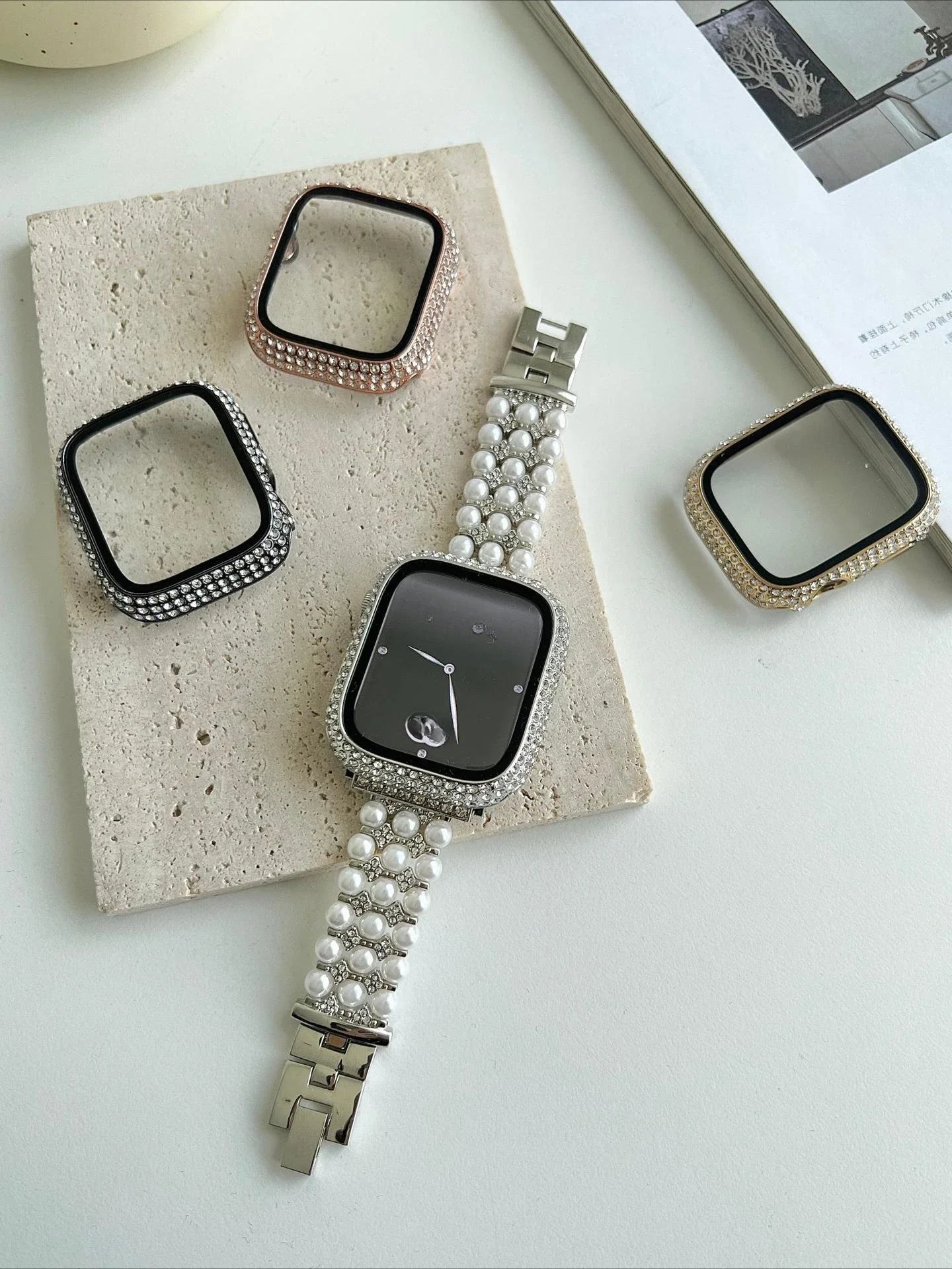 Protector de pantalla de cristal templado con decoración de diamantes de imitación para Apple Watch de 38/40/41/42/44/45/46 mm, serie SE/10/9/8/7/6/5/4/3/2