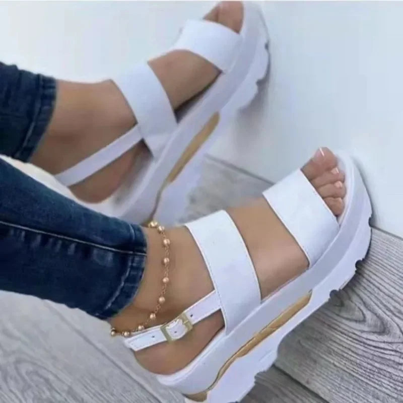 Sandalias de plataforma de verano 2024 para mujer, con hebilla y correa, punta abierta, suela gruesa, estilo punk, informales, planas, para playa