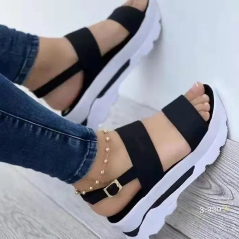 Sandalias de plataforma de verano 2024 para mujer, con hebilla y correa, punta abierta, suela gruesa, estilo punk, informales, planas, para playa