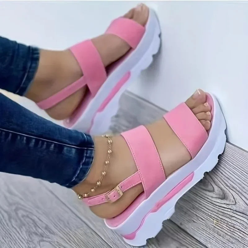 Sandalias de plataforma de verano 2024 para mujer, con hebilla y correa, punta abierta, suela gruesa, estilo punk, informales, planas, para playa