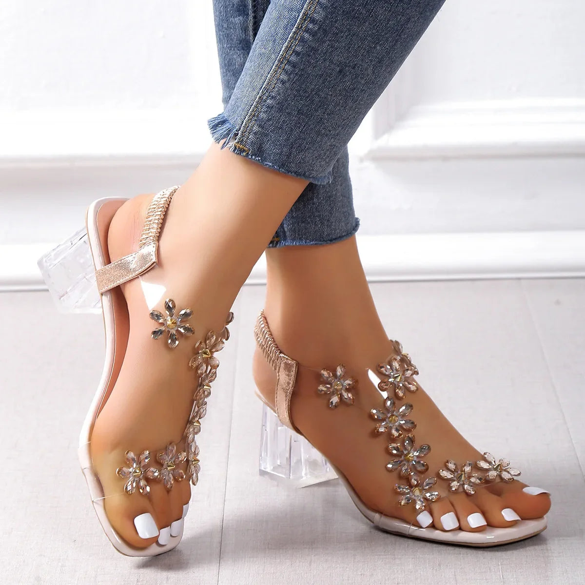 Sandalias de PVC con flores de cristal para mujer, zapatos de tacón grueso con tiras traseras, 2024