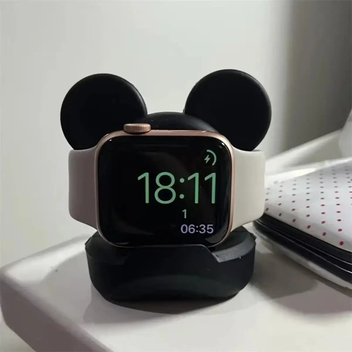 Soporte de carga para Apple Watch Series 10, 9, 8, 7, 6, SE, 5, 4, iWatch de silicona de 46 mm, 45 mm, 44 mm, 42 mm, 41 mm y 40 mm.