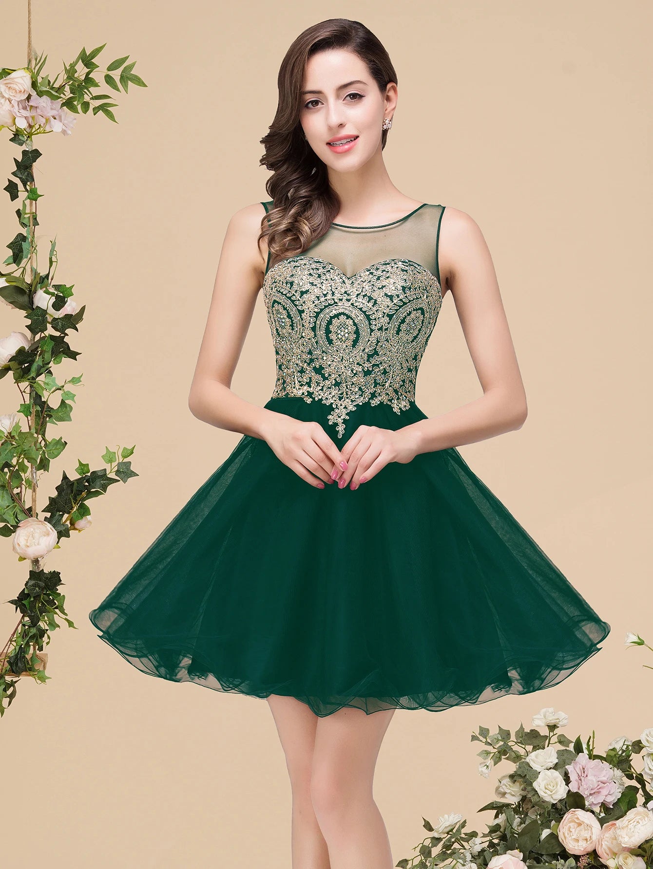 BABYONLINE Vestido de fiesta azul real con escote corazón, apliques de encaje dorado y cuentas | Vestido de fiesta corto de tul fluido para fiesta de graduación