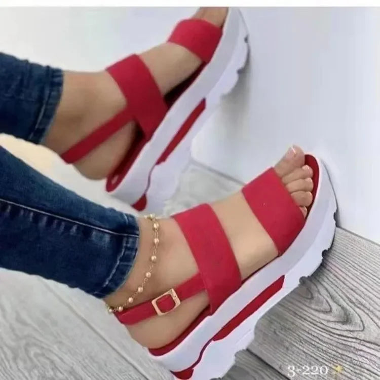 Sandalias de plataforma de verano 2024 para mujer, con hebilla y correa, punta abierta, suela gruesa, estilo punk, informales, planas, para playa