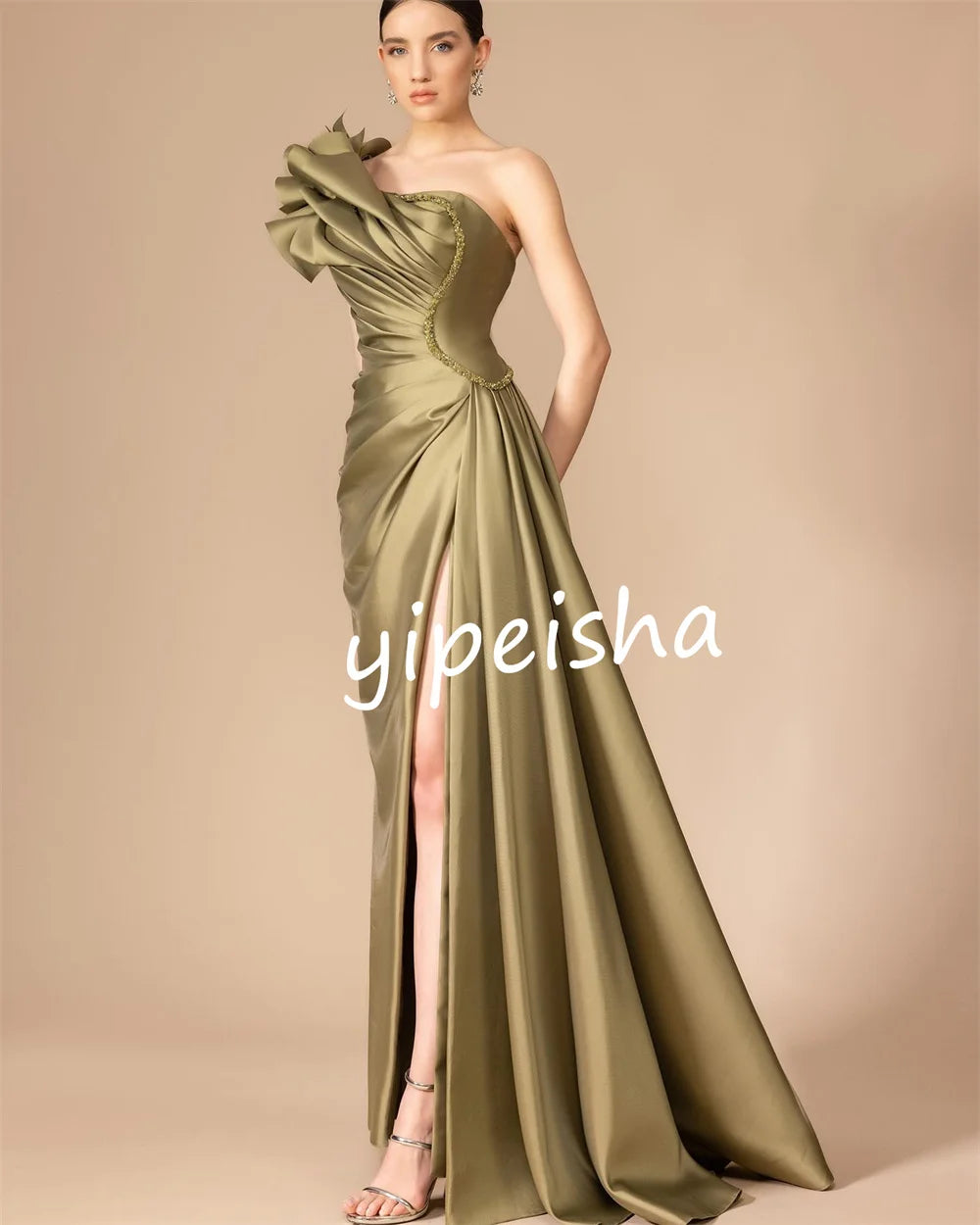 Vestido de fiesta largo de un solo hombro con pliegues de estilo moderno personalizado, de alta calidad, sexy y brillante, tallas disponibles Intr