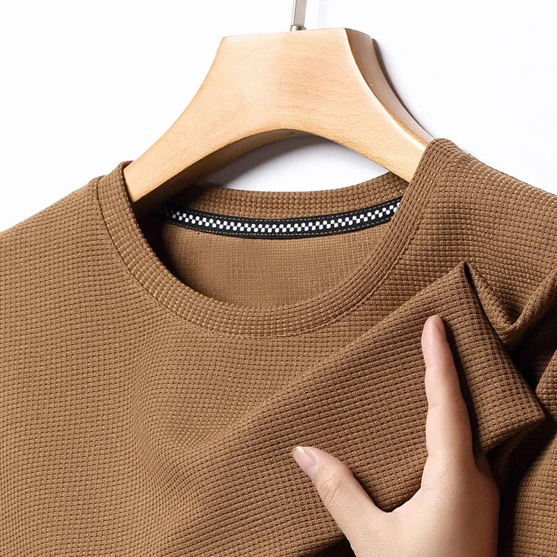 Polo de manga corta. Polo liso tipo gofre de manga corta con cuello redondo para hombre, camiseta de algodón de manga corta para uso diario.