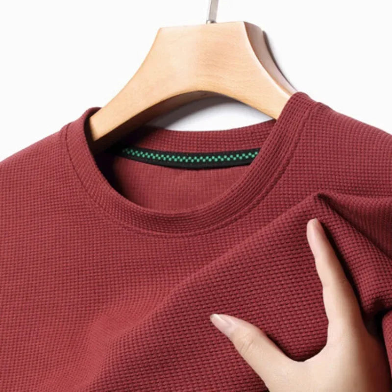 Polo de manga corta. Polo liso tipo gofre de manga corta con cuello redondo para hombre, camiseta de algodón de manga corta para uso diario.