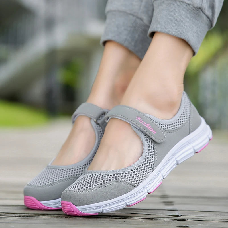 Zapatos de mujer, zapatos vulcanizados transpirables, zapatillas blancas, zapatillas de mujer, zapatos casuales de malla transpirable a la moda para caminar, zapatos de trabajo para mujer. 
