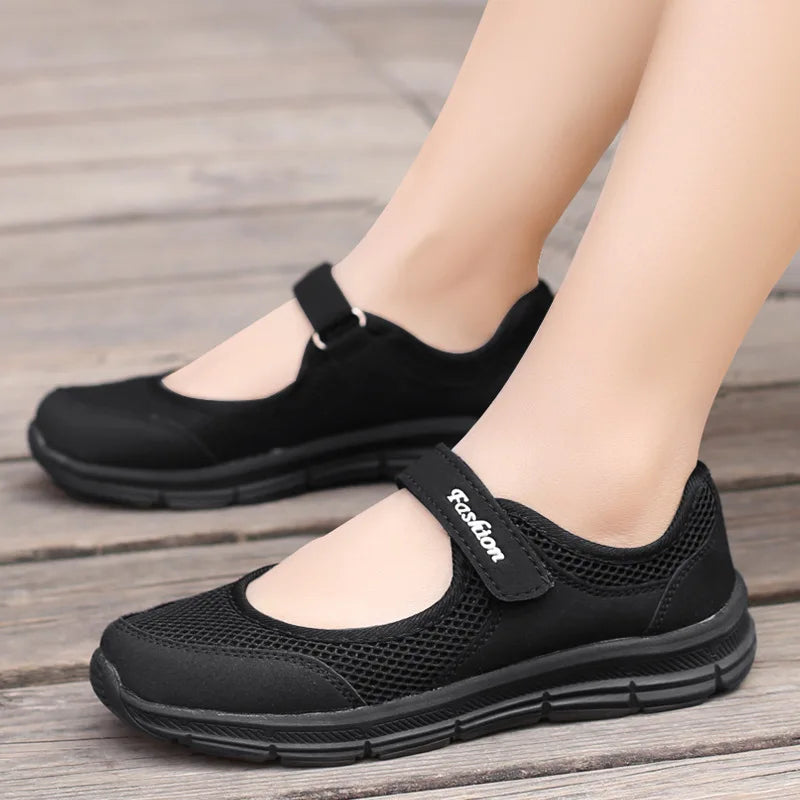 Zapatos de mujer, zapatos vulcanizados transpirables, zapatillas blancas, zapatillas de mujer, zapatos casuales de malla transpirable a la moda para caminar, zapatos de trabajo para mujer. 