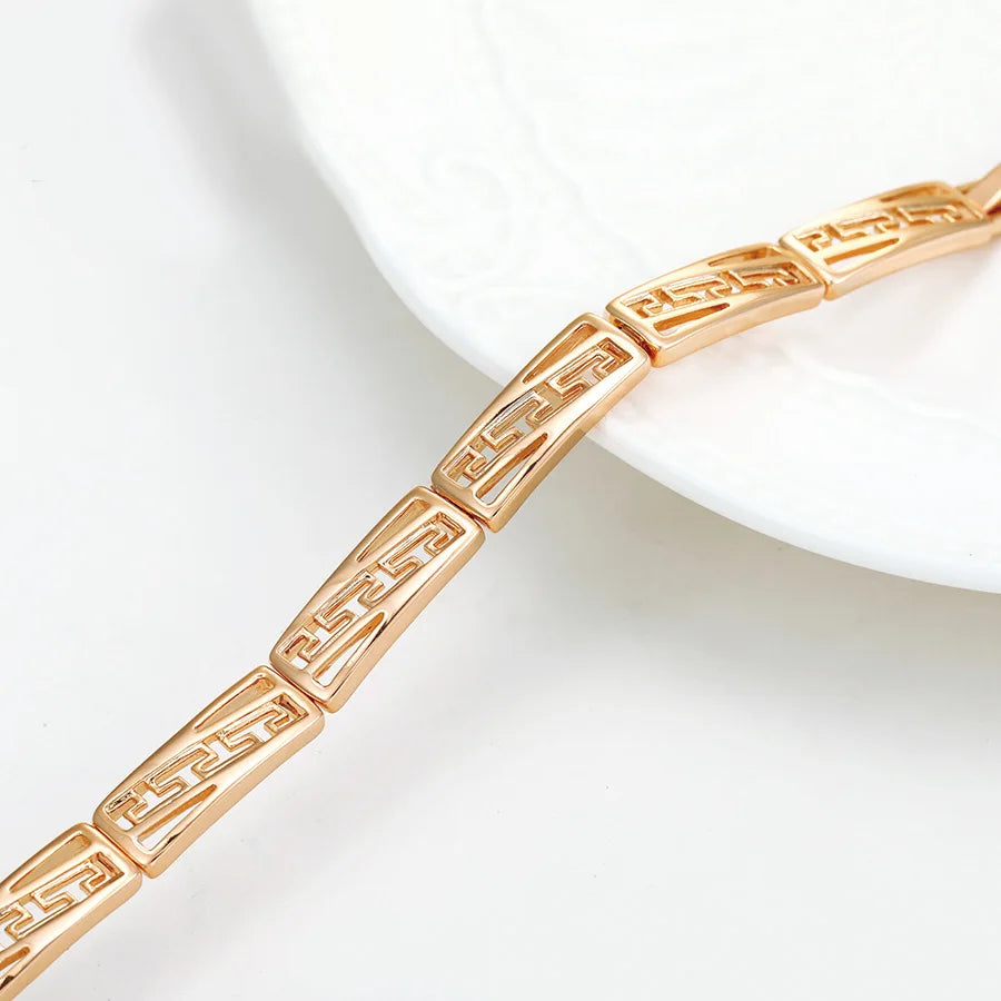 MxGxFam ( 19 cm ) Geometric Square Gold Plated 18 K Cool Bracelet For Men Fashion Jewelry Everyday Wear